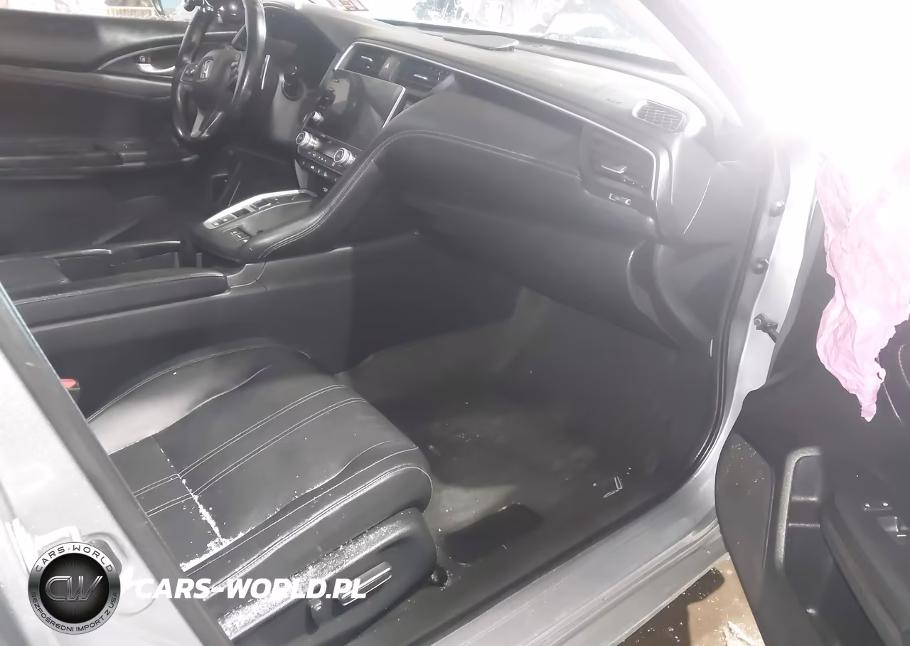 2019 Honda Insight Touring VIN:19XZE4F93KE003040 - 5