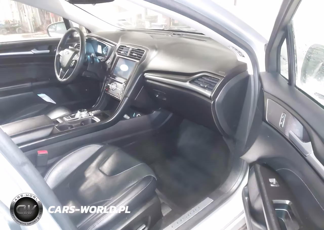 2018 Ford Fusion Titanium VIN:3FA6P0D91JR192440 - 5