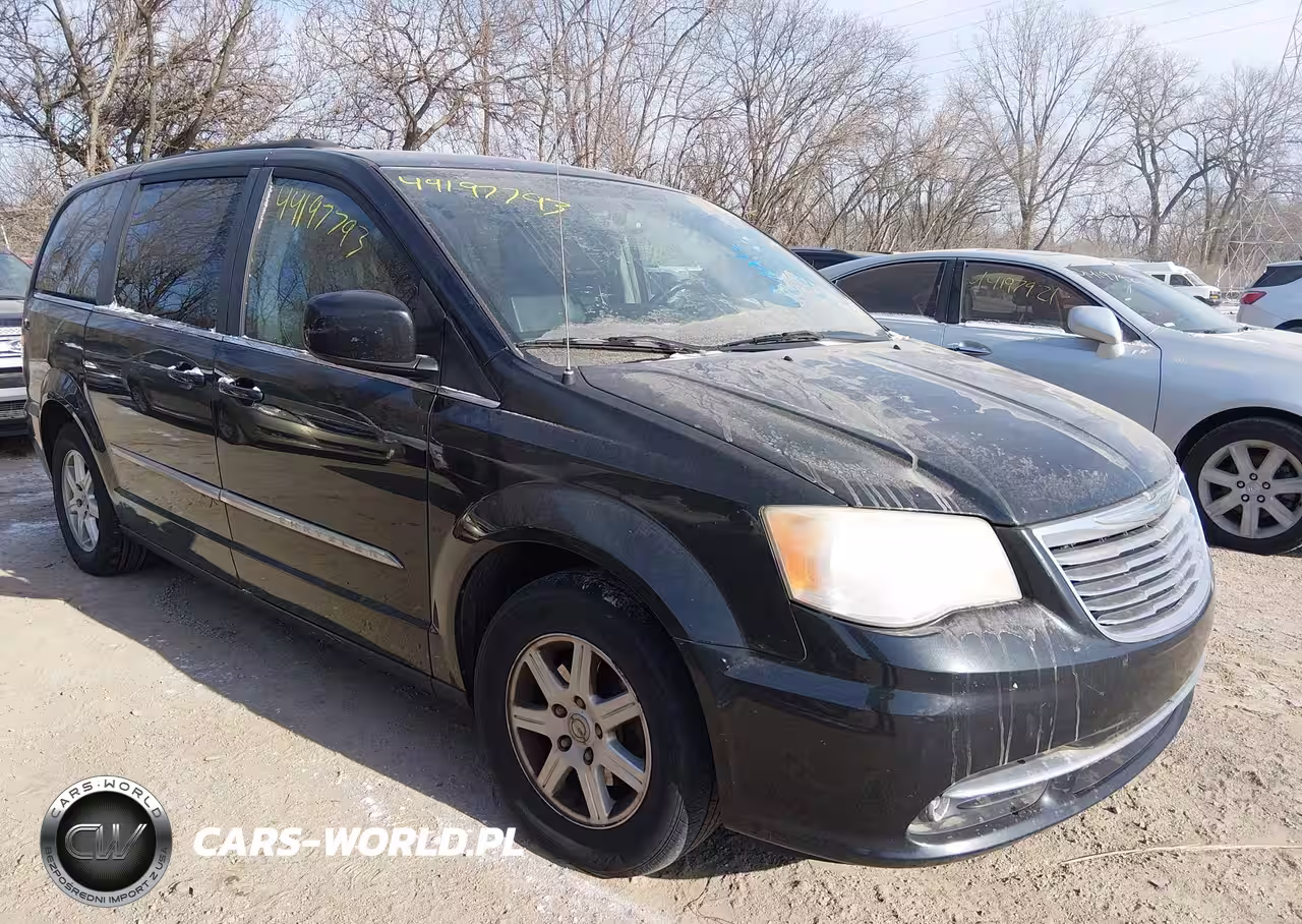 2012 Chrysler Town & Country Touring