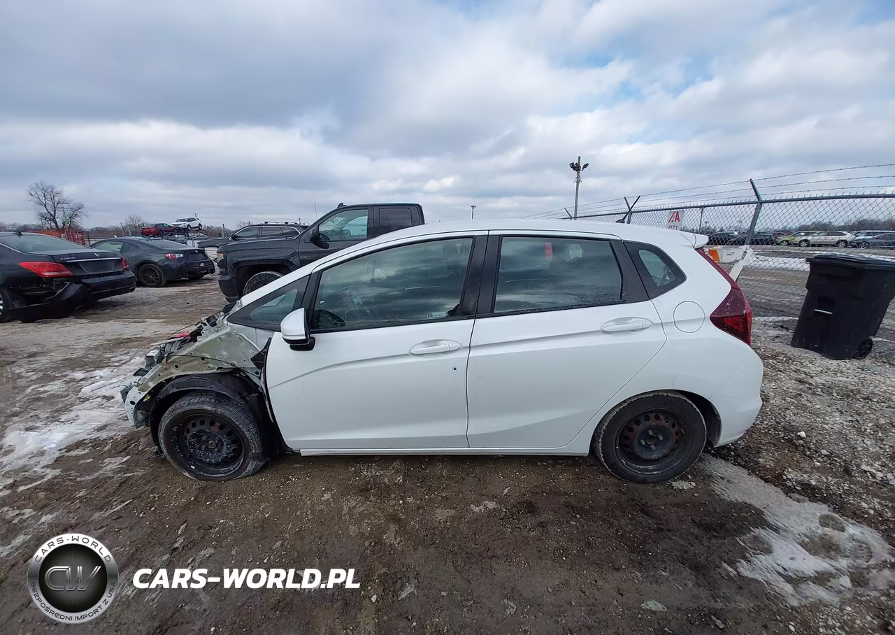2019 Honda Fit Lx VIN:3HGGK5H41KM724584 - 14