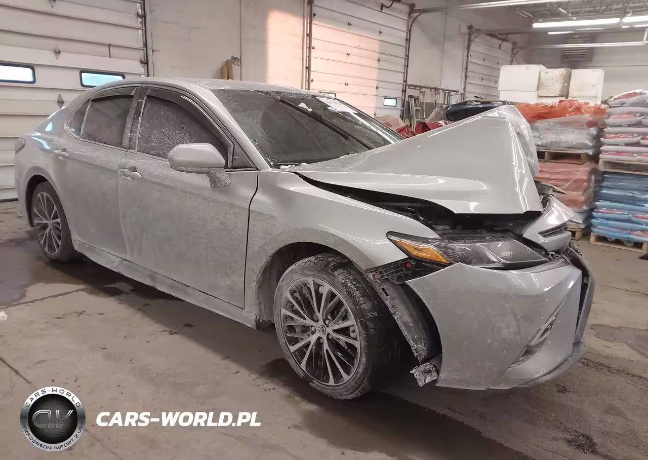 2020 Toyota Camry Se