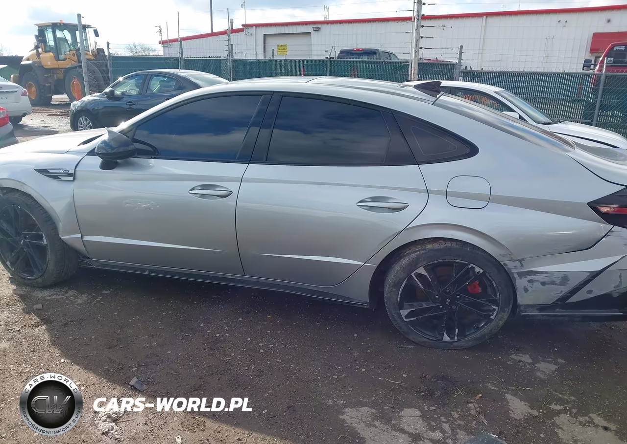 2024 Hyundai Sonata N Line VIN:KMHL54JC5RA394502 - 14
