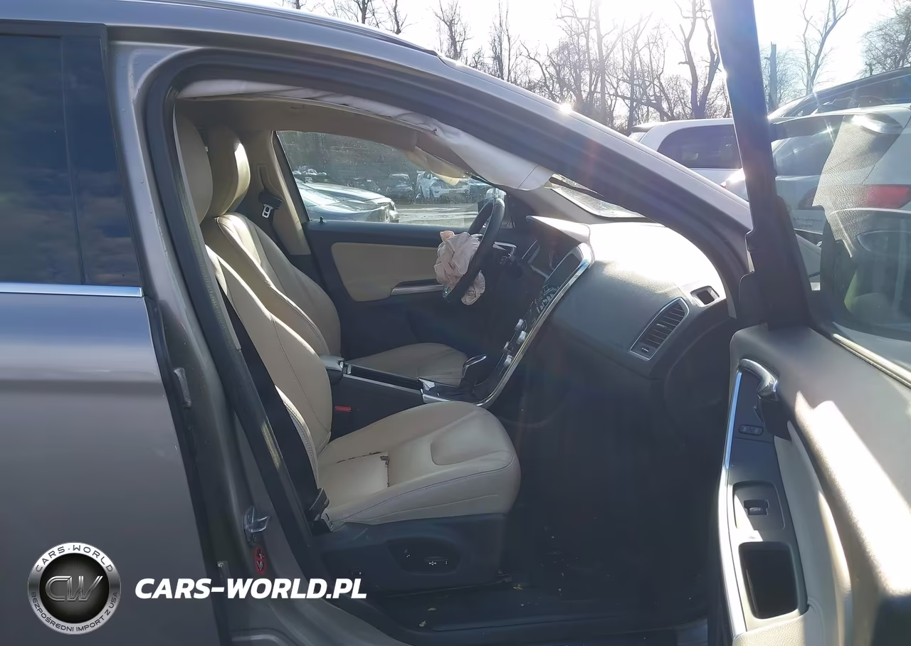 2016 Volvo Xc60 T6 Drive-E VIN:YV449MRK1G2905782 - 5