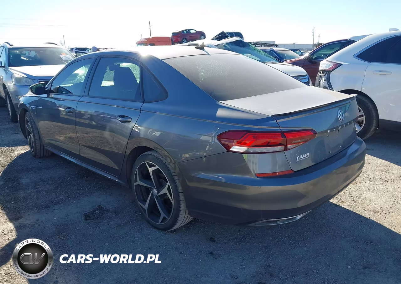 2020 Volkswagen Passat 2.0T R-Line VIN:1VWMA7A36LC026697 - 3