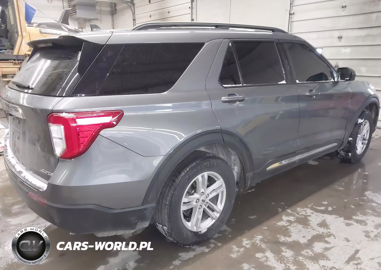 2021 Ford Explorer Xlt VIN:1FMSK8DH9MGB10815 - 4