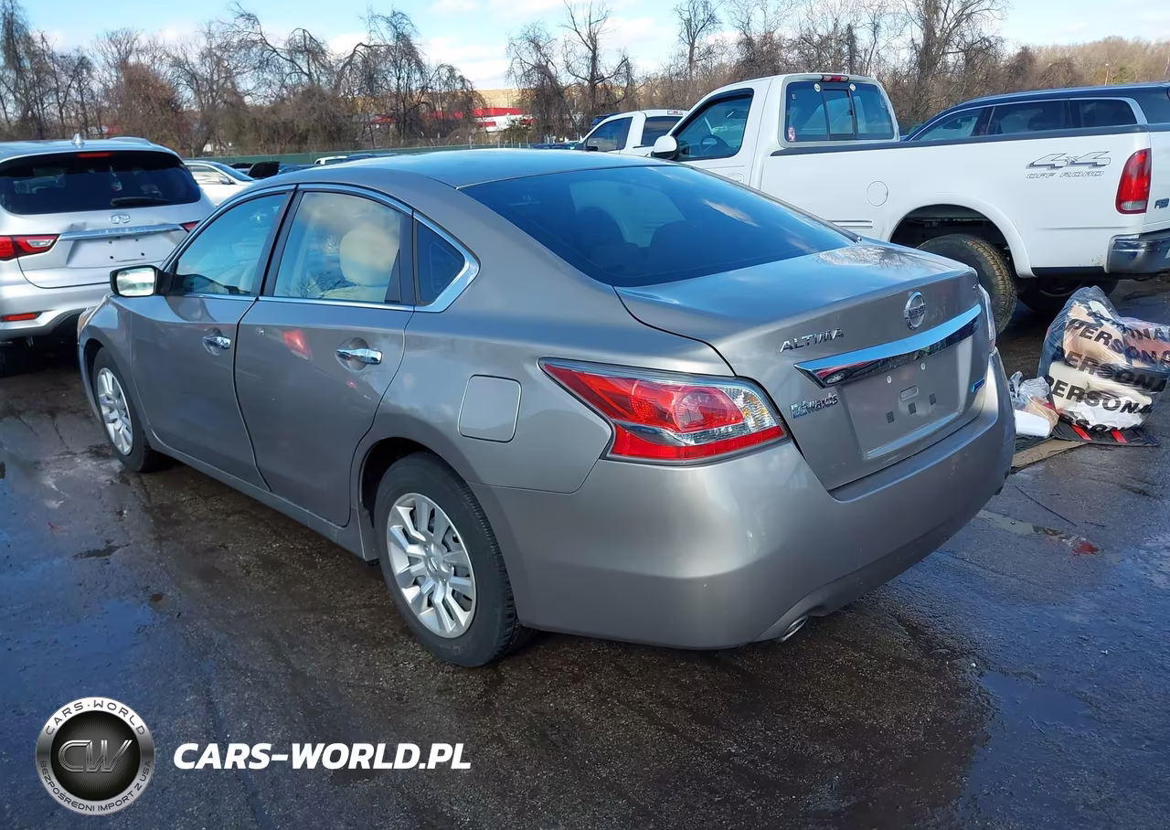 2014 Nissan Altima 2.5 S VIN:1N4AL3AP3EN342941 - 3