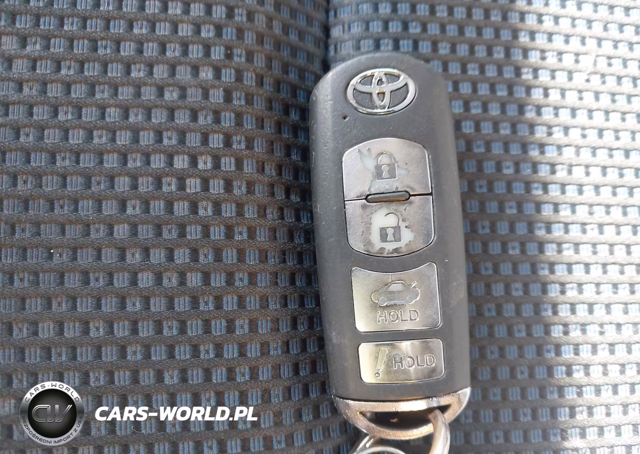 2017 Toyota Yaris Ia VIN:3MYDLBYV5HY171530 - 11