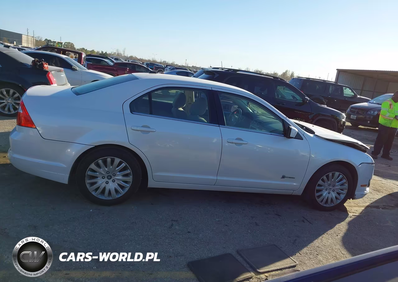 2010 Ford Fusion Hybrid VIN:3FADP0L34AR406678 - 13
