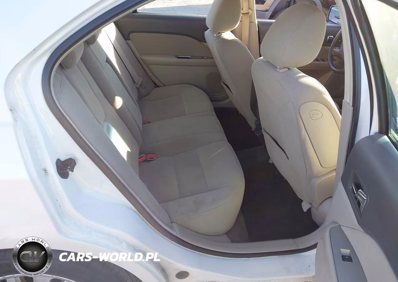2010 Ford Fusion Hybrid VIN:3FADP0L34AR406678 - 8