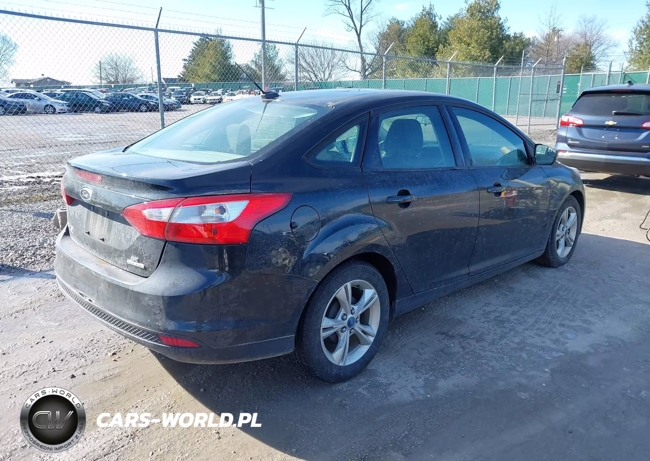 2013 Ford Focus Se VIN:1FADP3F27DL176206 - 4