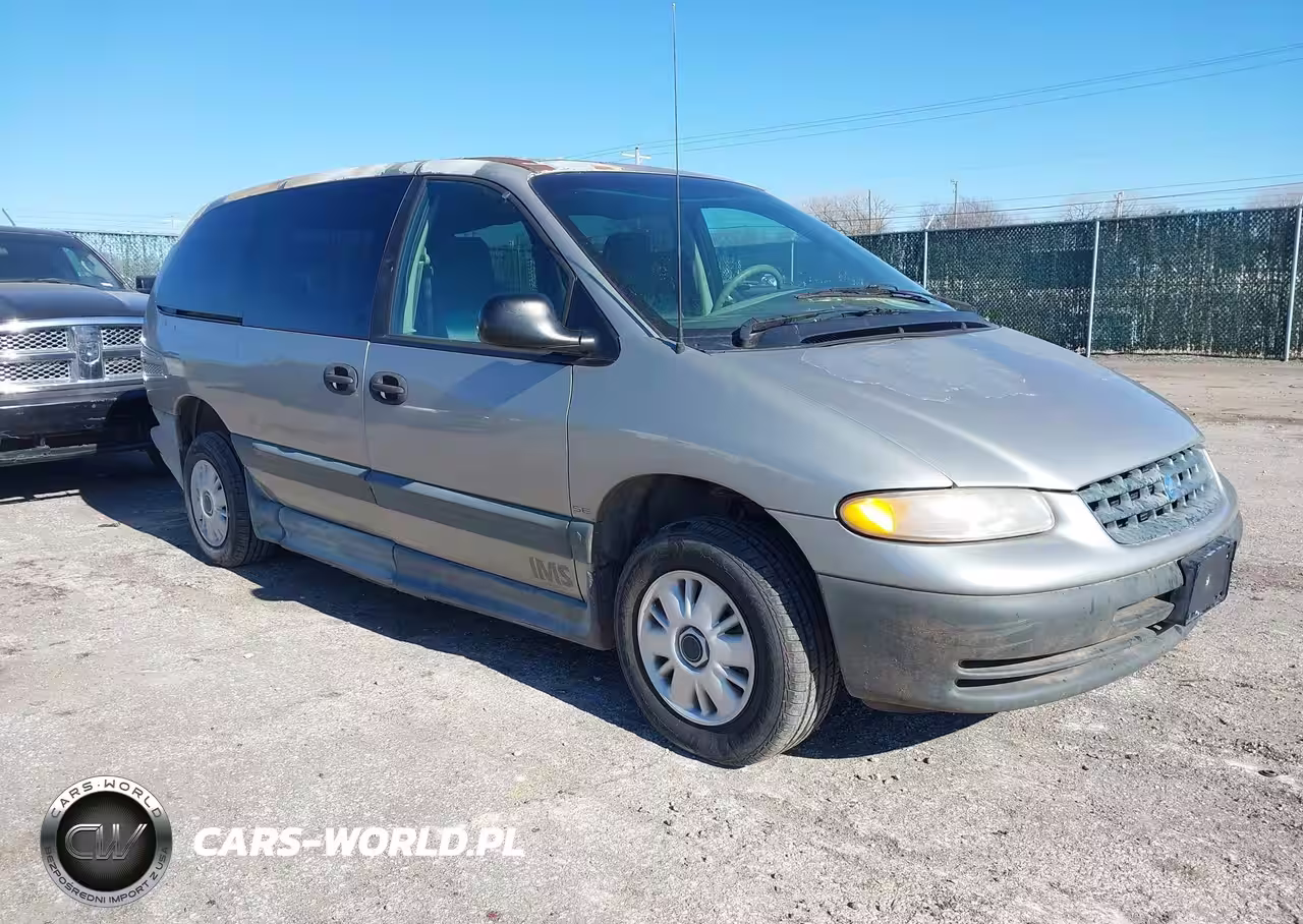 1996 Plymouth Grand Voyager Se