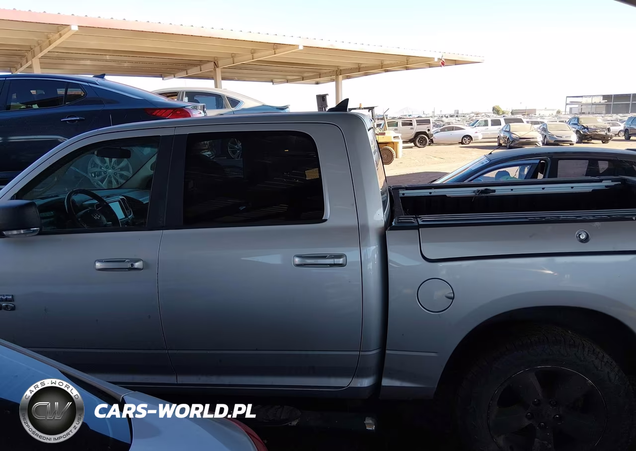2019 Ram 1500 Classic Big Horn 4X4 5'7 Box VIN:1C6RR7LTXKS526789 - 15