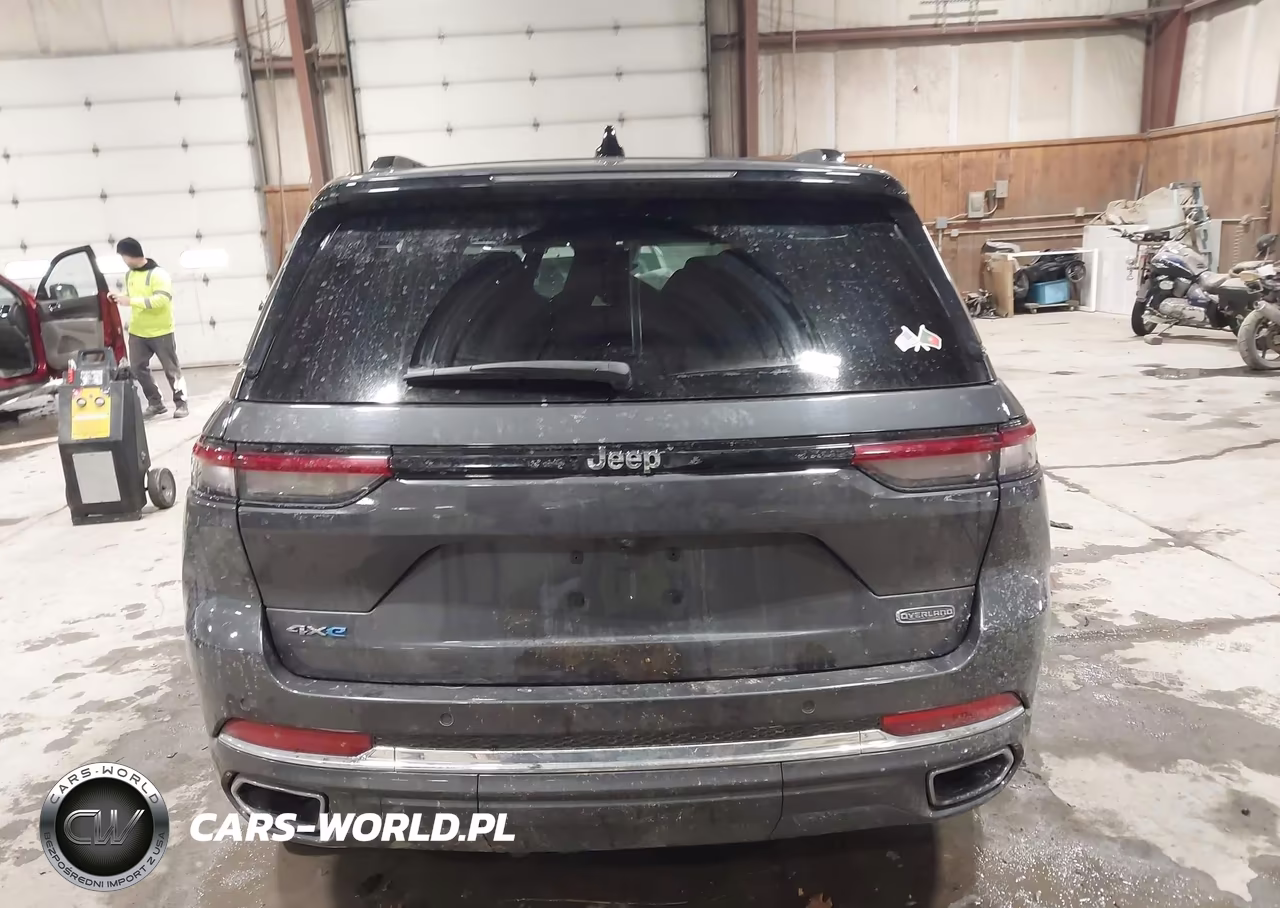 2024 Jeep Grand Cherokee 4Xe Overland VIN:1C4RJYD65RC681835 - 17