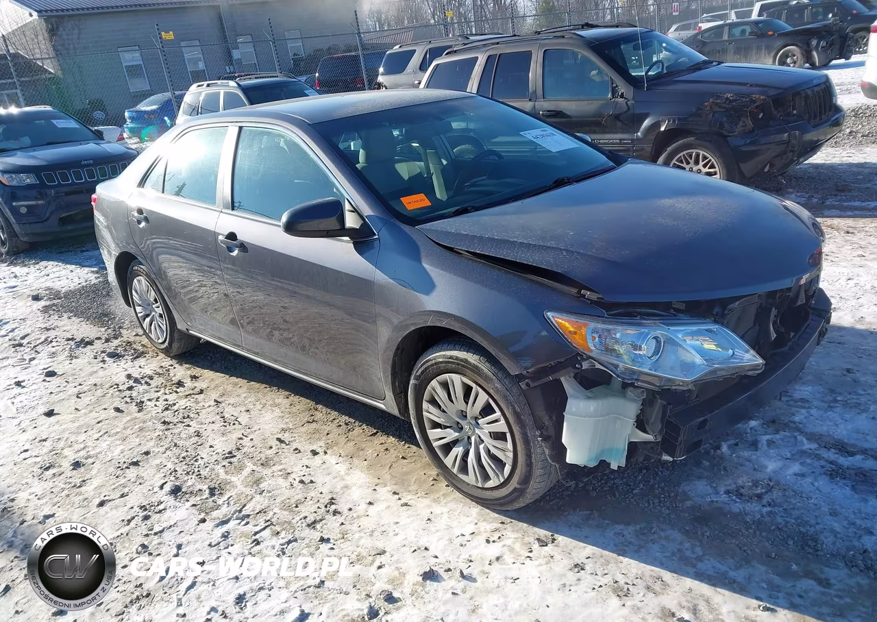 2014 Toyota Camry Le