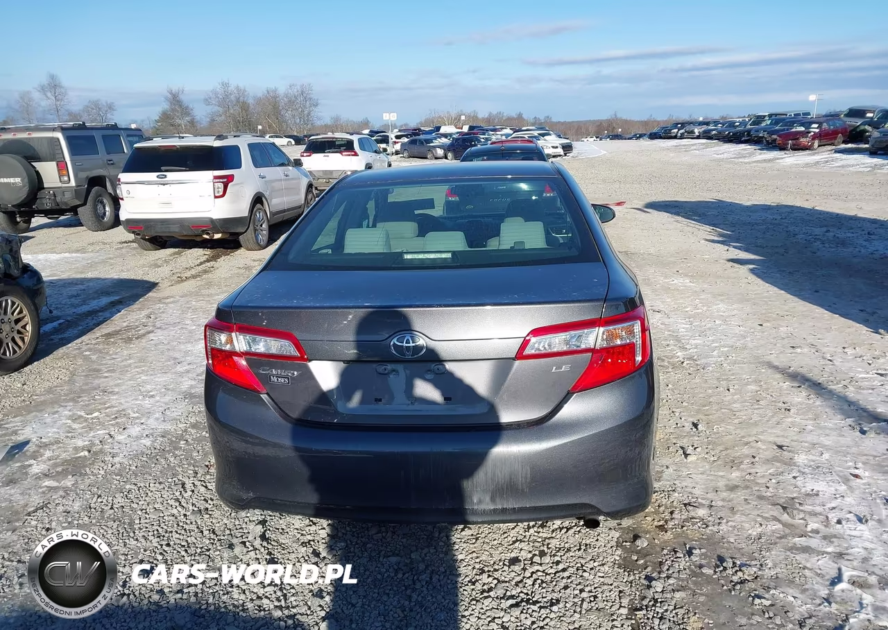 2014 Toyota Camry Le VIN:4T1BF1FK5EU354663 - 16