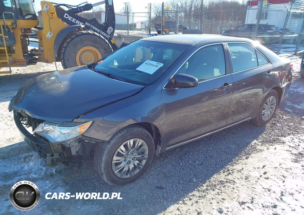 2014 Toyota Camry Le VIN:4T1BF1FK5EU354663 - 2