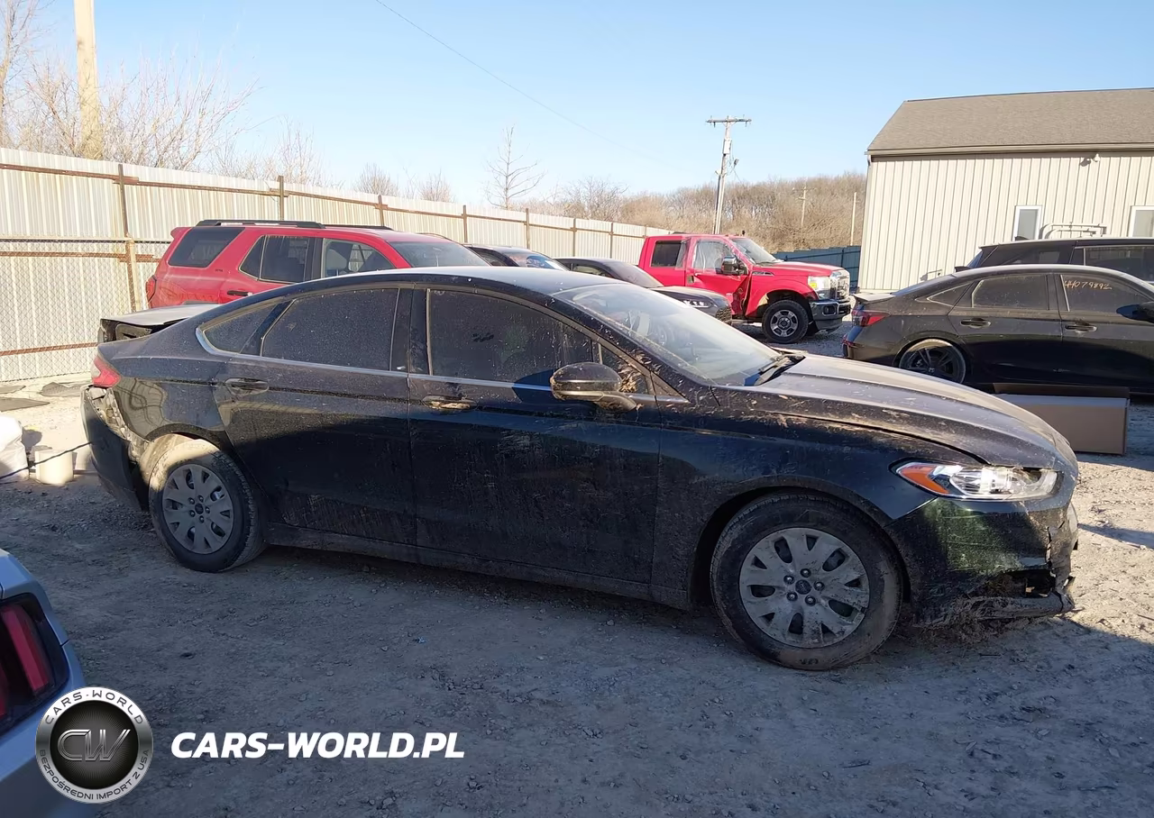 2014 Ford Fusion S VIN:3FA6P0G72ER114104 - 12