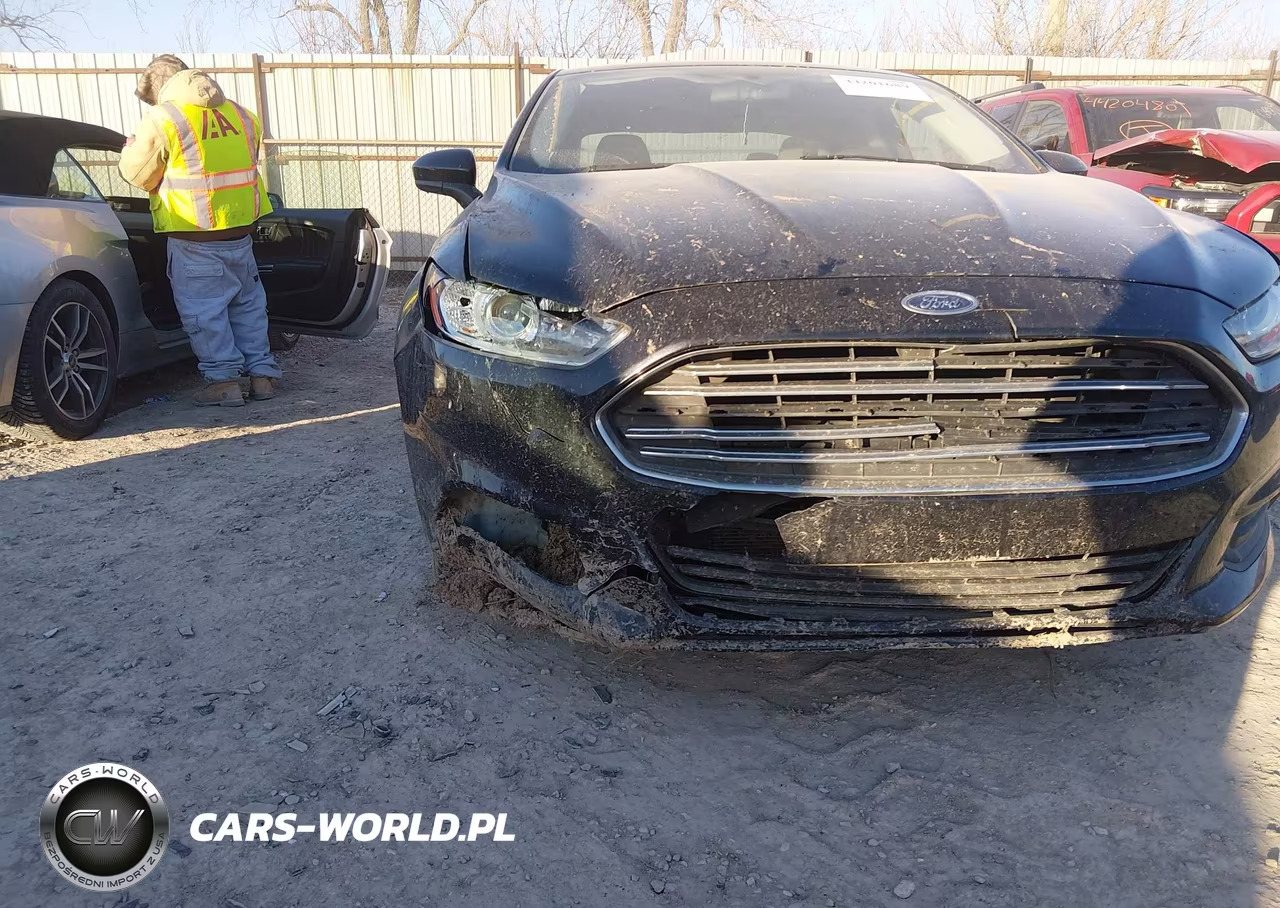 2014 Ford Fusion S VIN:3FA6P0G72ER114104 - 6