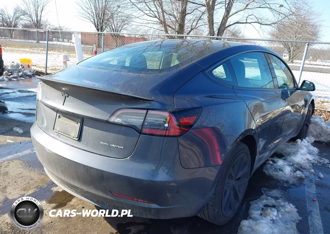 2019 Tesla Model 3 Long Range-Performance VIN:5YJ3E1EB2KF520722 - 4