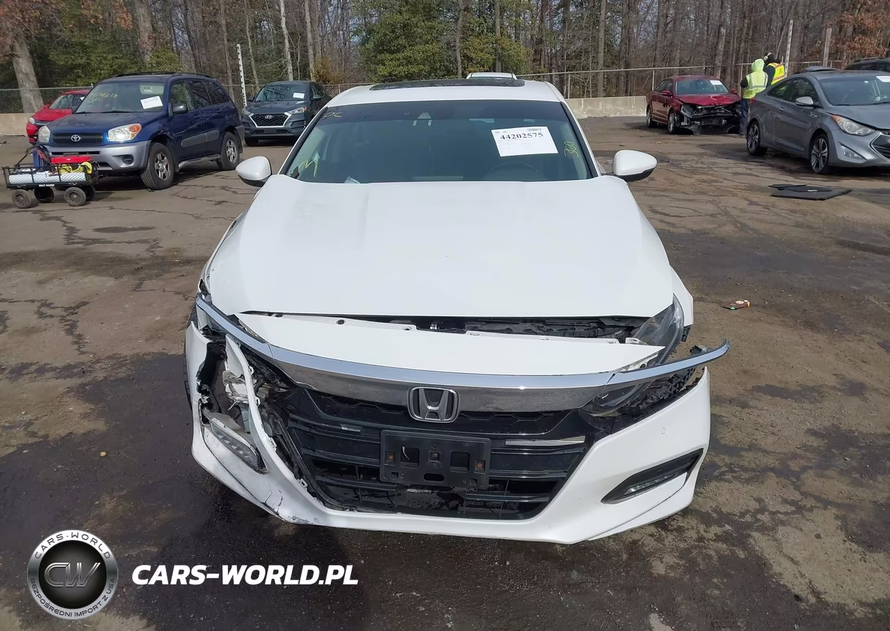 2018 Honda Accord Touring VIN:1HGCV1F94JA036944 - 12