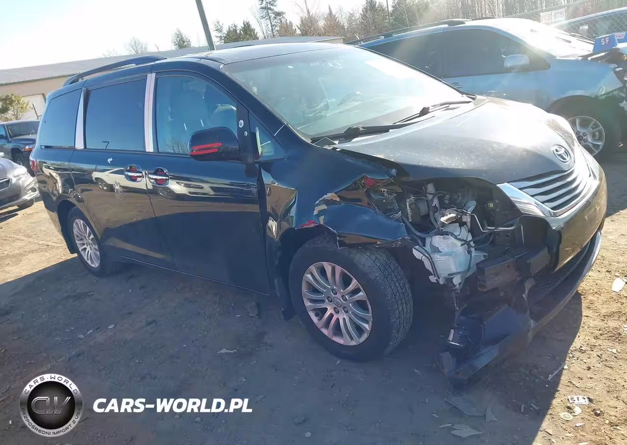 2017 Toyota Sienna Xle Premium 8 Passenger