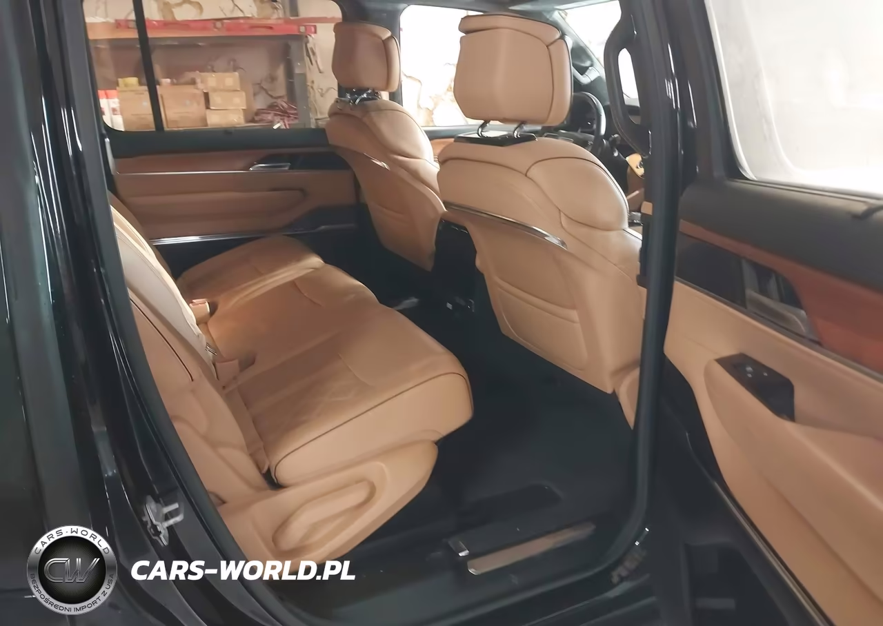 2022 Jeep Grand Wagoneer Series Iii 4X4 VIN:1C4SJVGJ2NS132321 - 8