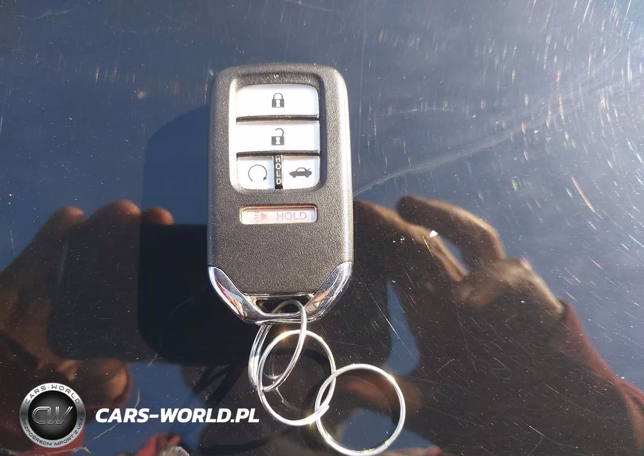 2022 Honda Accord Hybrid Sport VIN:1HGCV3F26NA044046 - 11