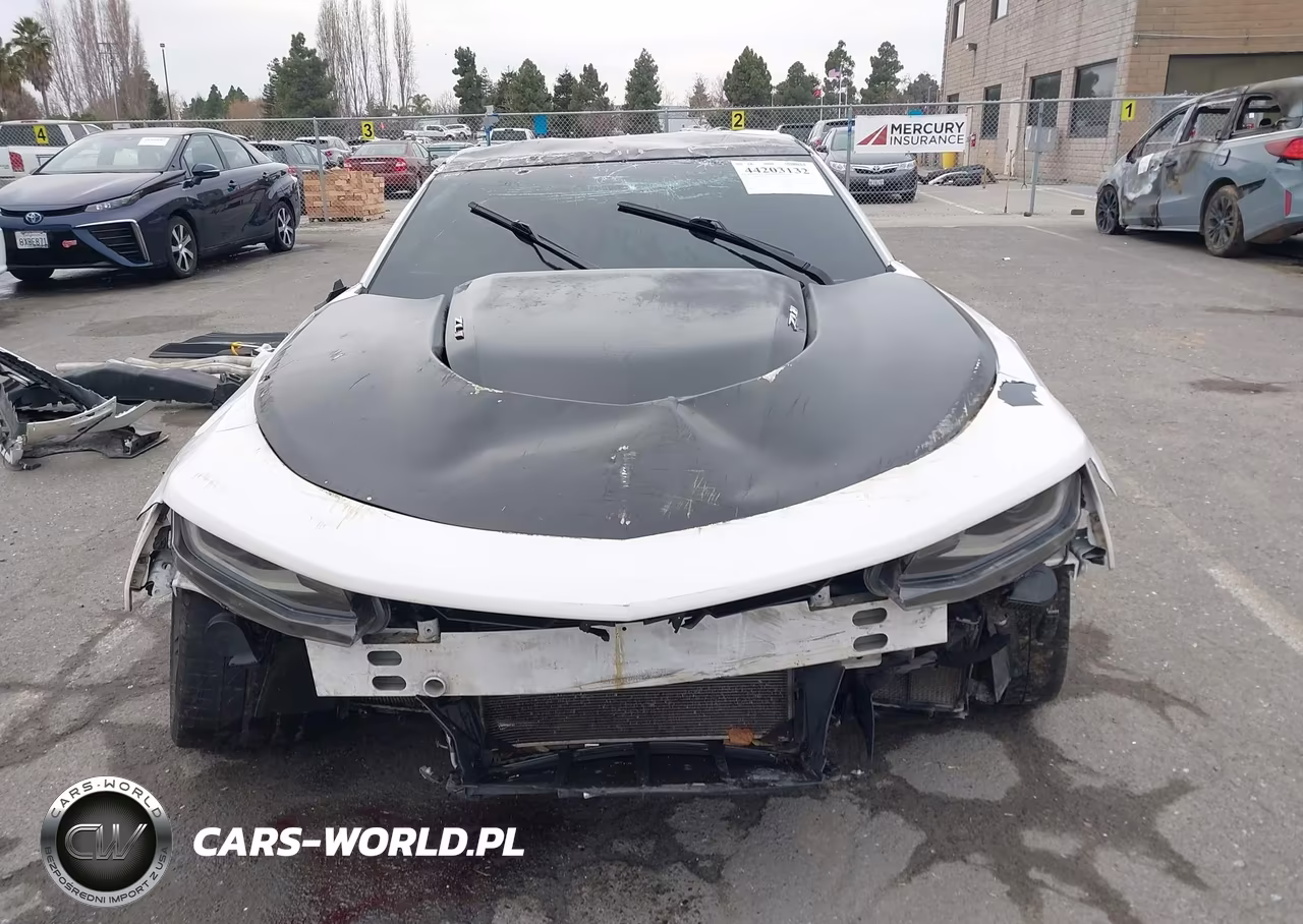 2018 Chevrolet Camaro Zl1 VIN:1G1FJ1R65J0172653 - 13