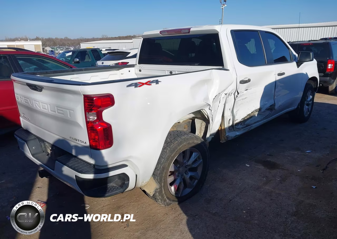 2022 Chevrolet Silverado 1500 4Wd Short Bed Custom VIN:3GCPDBEK1NG636339 - 4