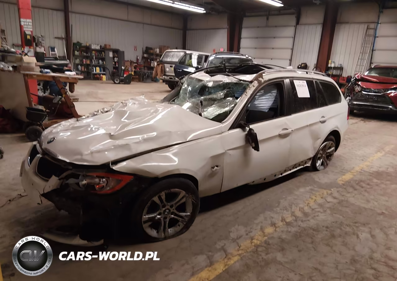 2008 BMW 328Xi VIN:WBAVT73558FZ37400 - 2