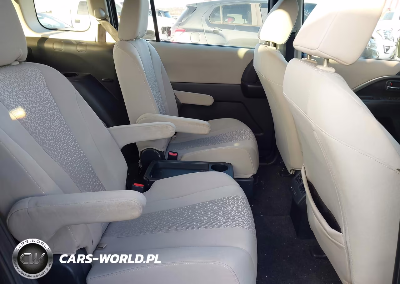 2012 Mazda Mazda5 Touring VIN:JM1CW2CL8C0139858 - 8