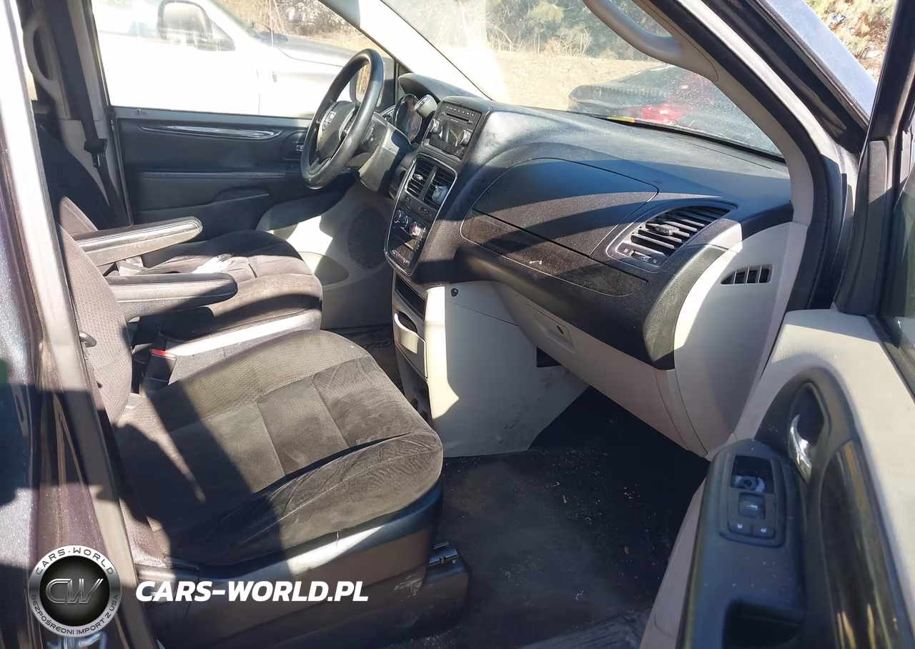 2014 Dodge Grand Caravan American Value Pkg VIN:2C4RDGBG4ER450360 - 5