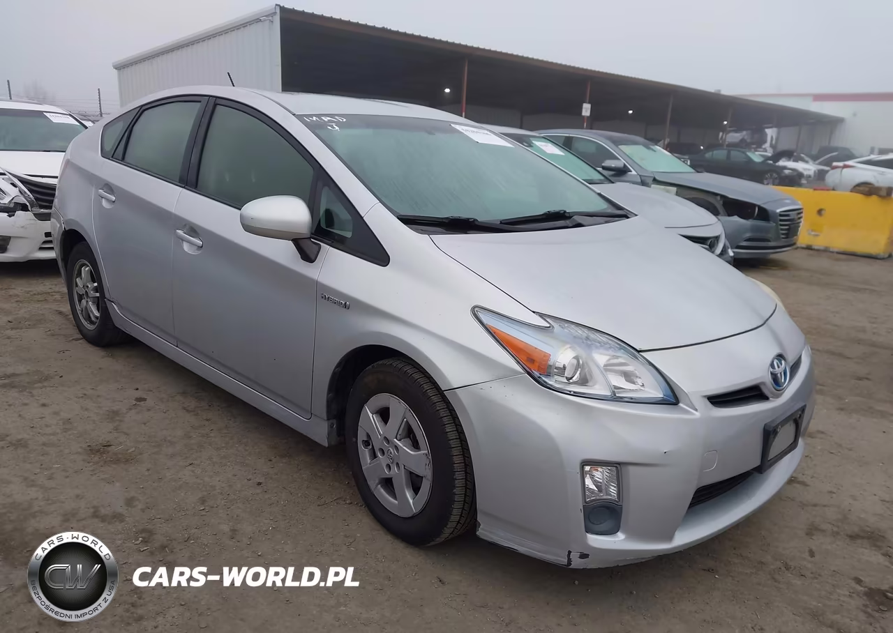 2011 Toyota Prius Two