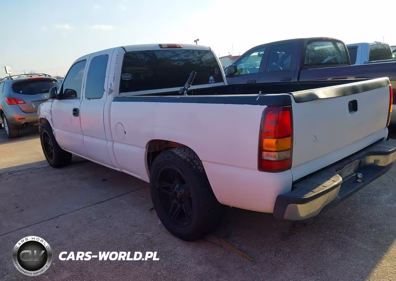 2001 Chevrolet Silverado 1500 VIN:2GCEC19T711402829 - 3