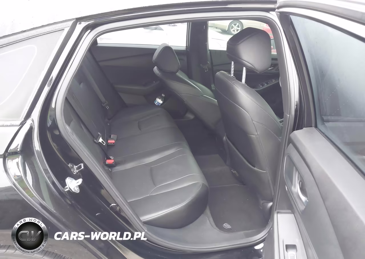 2024 Honda Accord Hybrid Sport-L VIN:1HGCY2F72RA083901 - 8