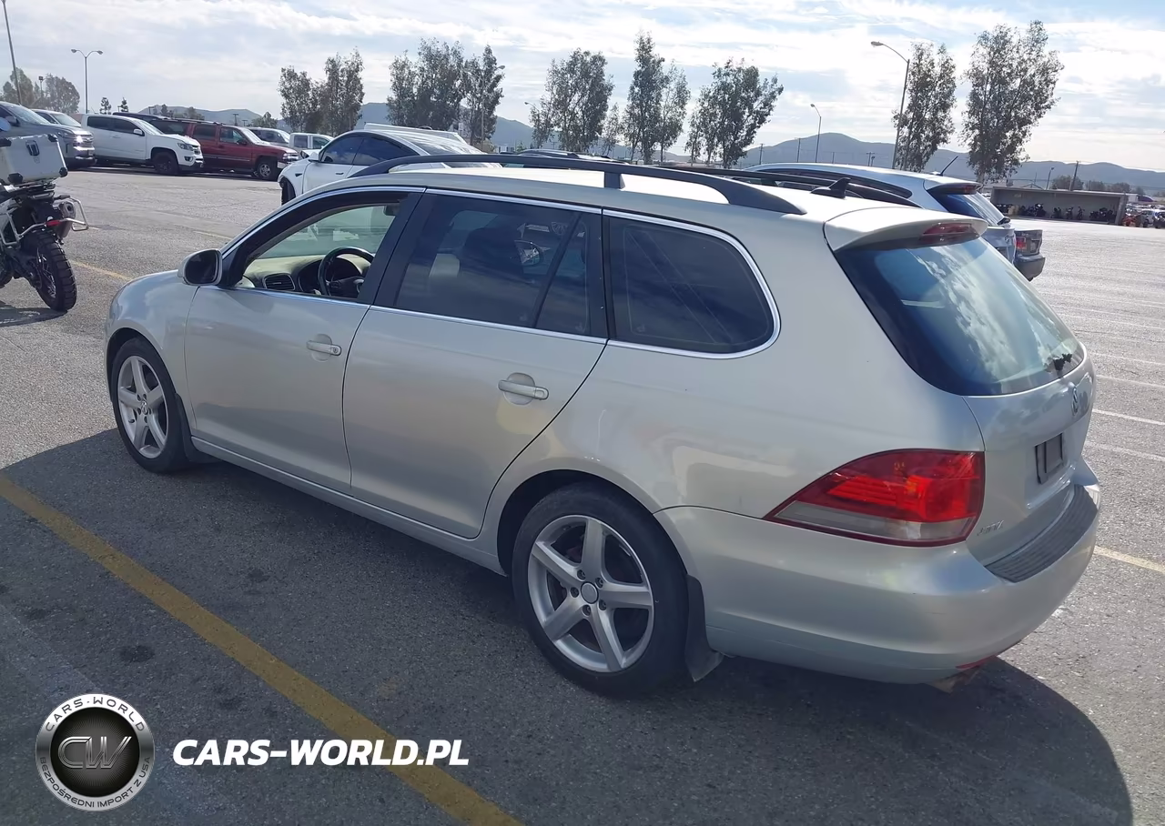 2010 Volkswagen Jetta Tdi VIN:3VWPL7AJXAM629542 - 3