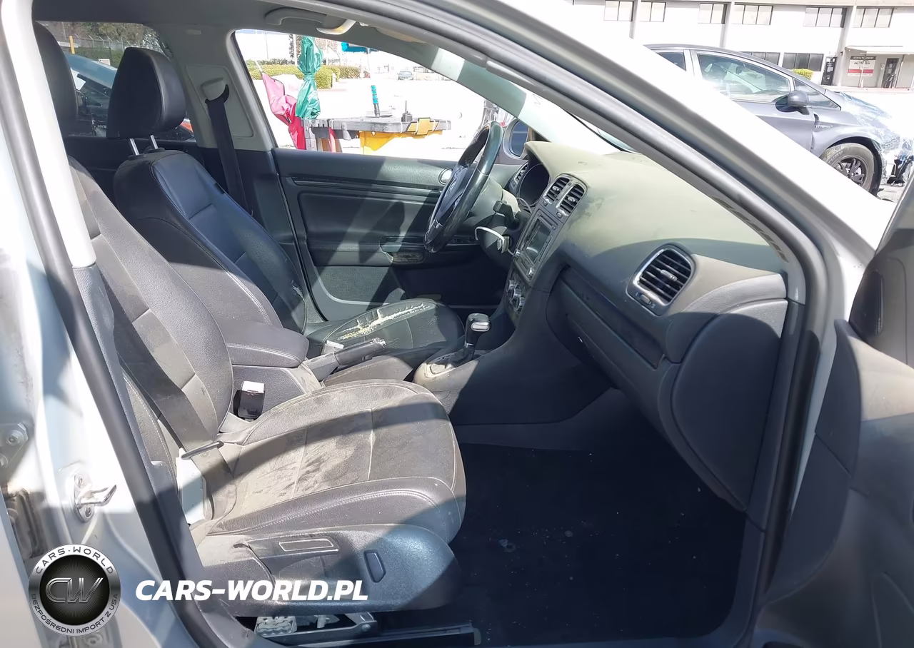 2010 Volkswagen Jetta Tdi VIN:3VWPL7AJXAM629542 - 5