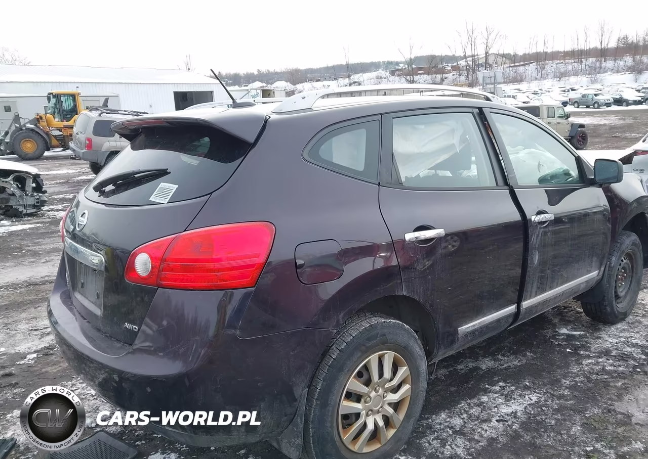 2014 Nissan Rogue Select S VIN:JN8AS5MV9EW709780 - 4