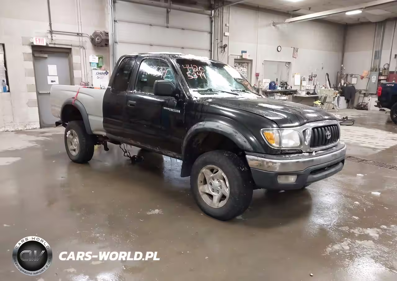 2004 Toyota Tacoma Base V6