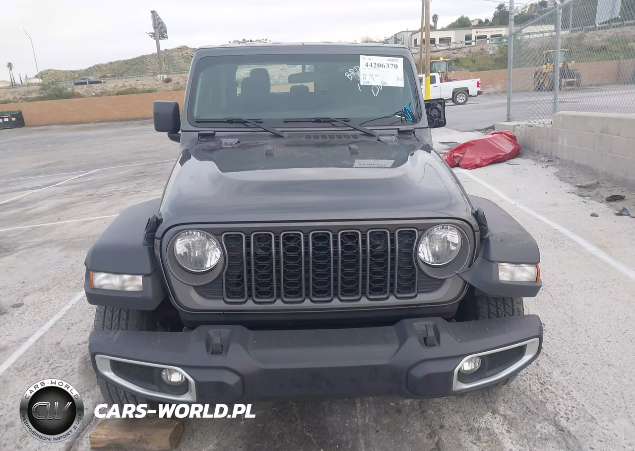2025 Jeep Gladiator Sport VIN:1C6RJTAG2SL510022 - 11