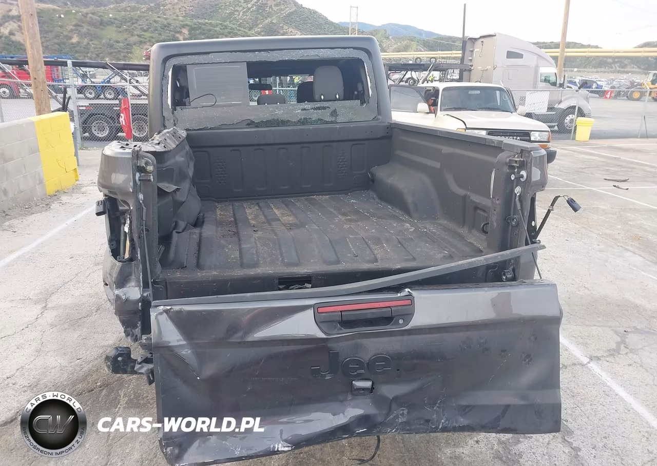 2025 Jeep Gladiator Sport VIN:1C6RJTAG2SL510022 - 18