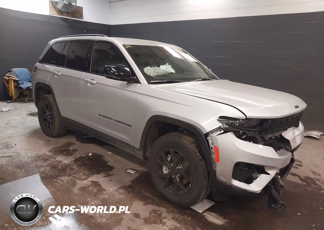 2025 Jeep Grand Cherokee Altitude X 4X4