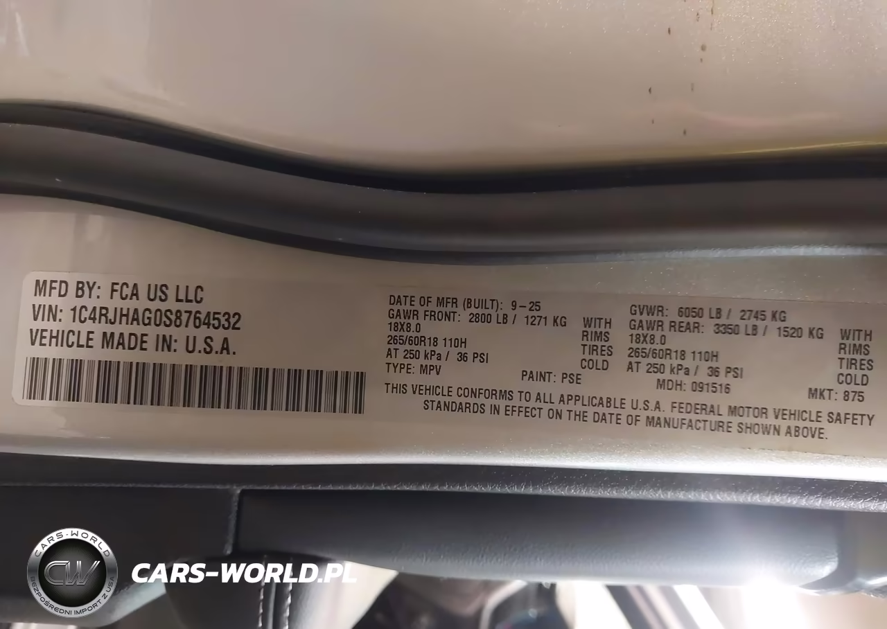 2025 Jeep Grand Cherokee Altitude X 4X4 VIN:1C4RJHAG0S8764532 - 9