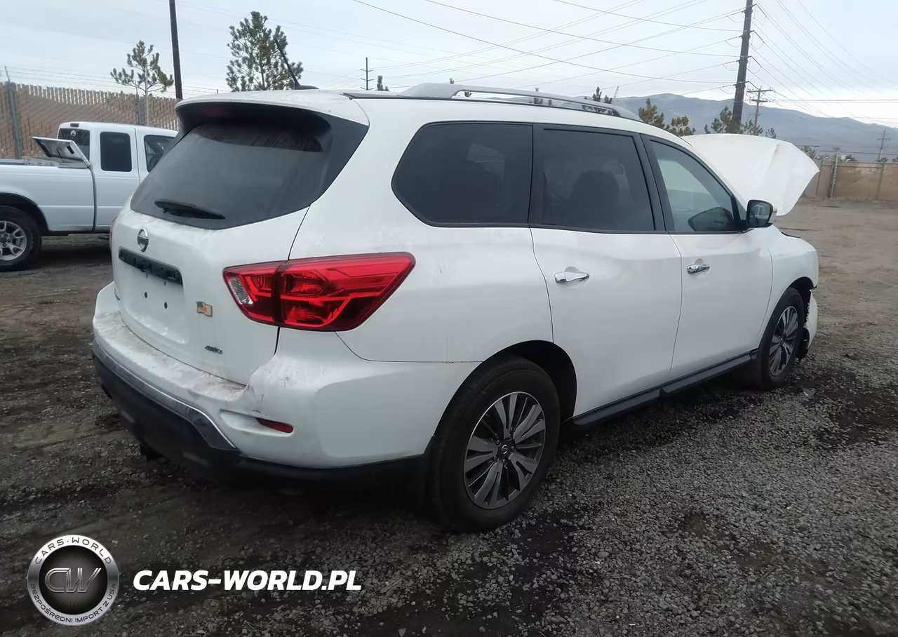 2017 Nissan Pathfinder S VIN:5N1DR2MM0HC636200 - 4