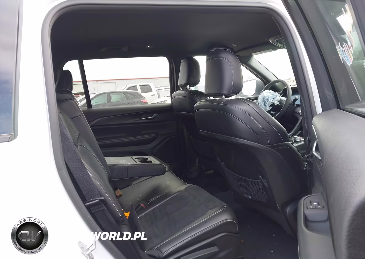 2023 Jeep Grand Cherokee L Altitude 4X4 VIN:1C4RJKAG9P8848837 - 8