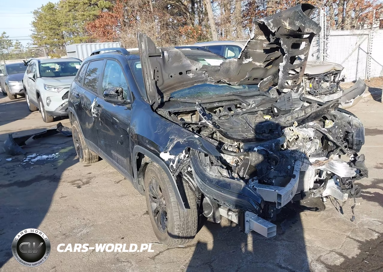 2023 Jeep Cherokee Altitude Lux 4X4