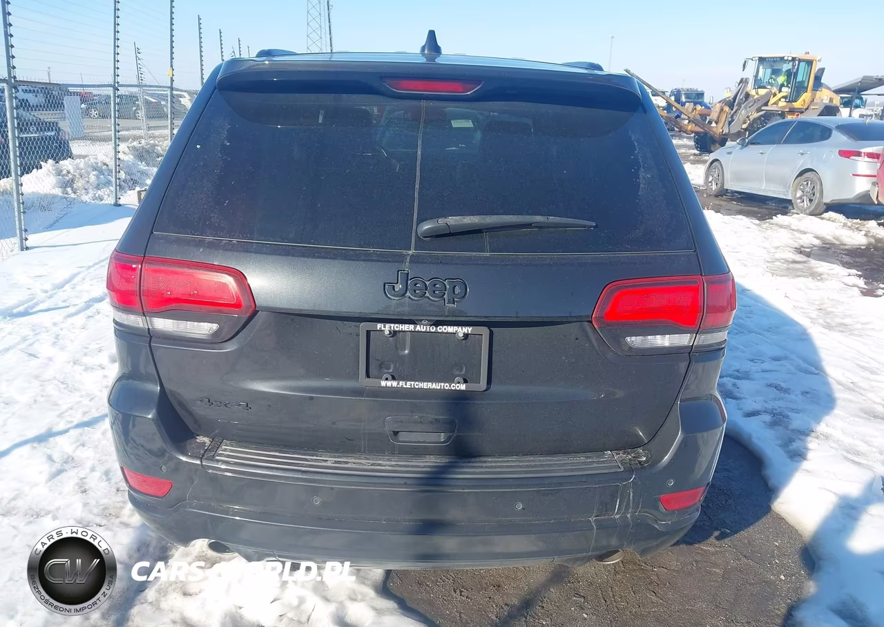2015 Jeep Grand Cherokee Altitude VIN:1C4RJFAG9FC226404 - 16