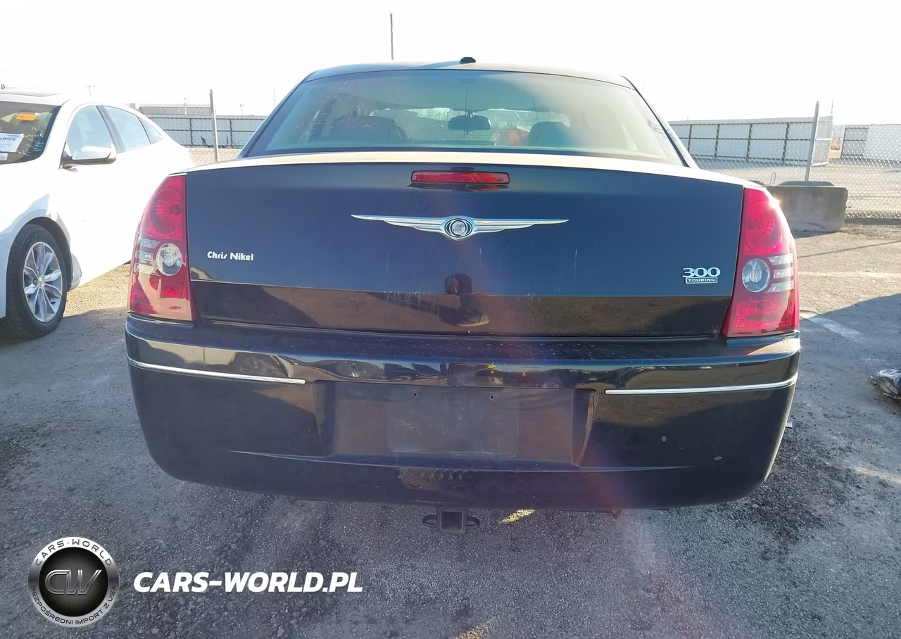 2010 Chrysler 300 Touring-Signature Series-Executive Series VIN:2C3CA5CV1AH121992 - 16