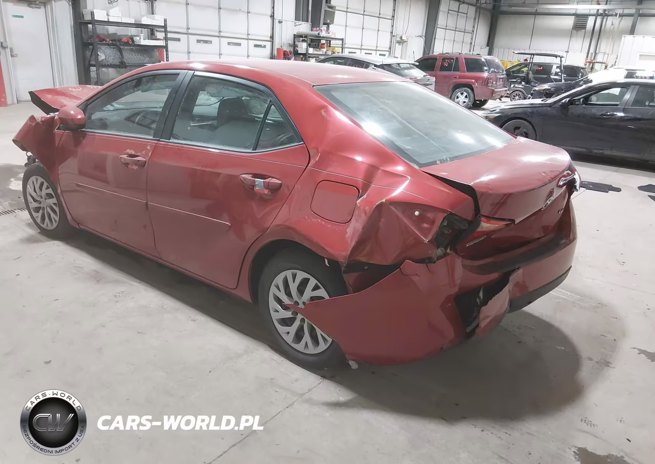 2017 Toyota Corolla Le VIN:2T1BURHE3HC958052 - 3