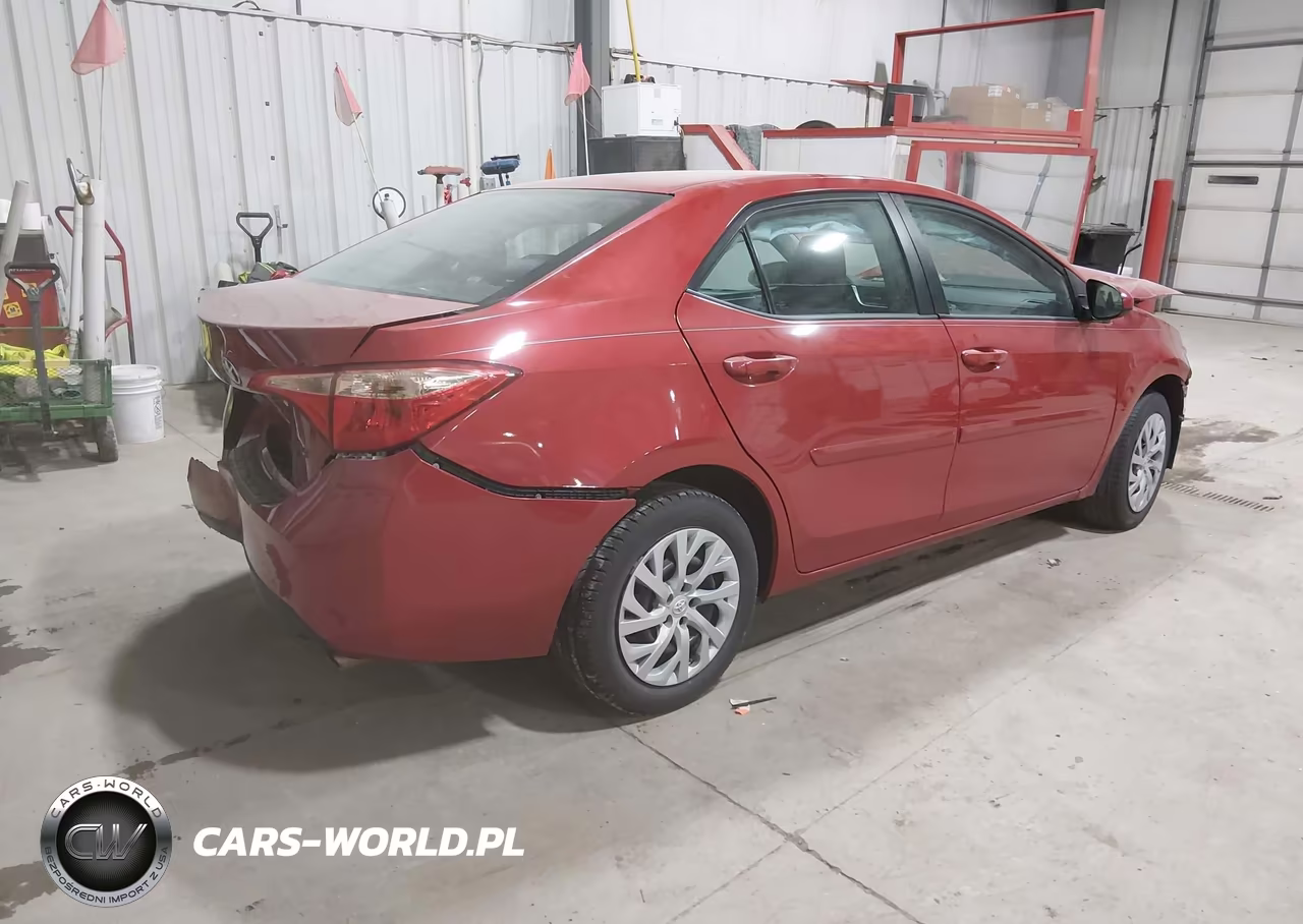 2017 Toyota Corolla Le VIN:2T1BURHE3HC958052 - 4